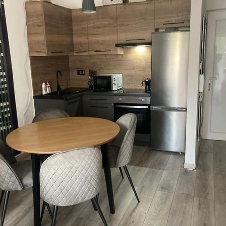 Beach Deluxe Apartman Hajduszoboszlo Ngoại thất bức ảnh